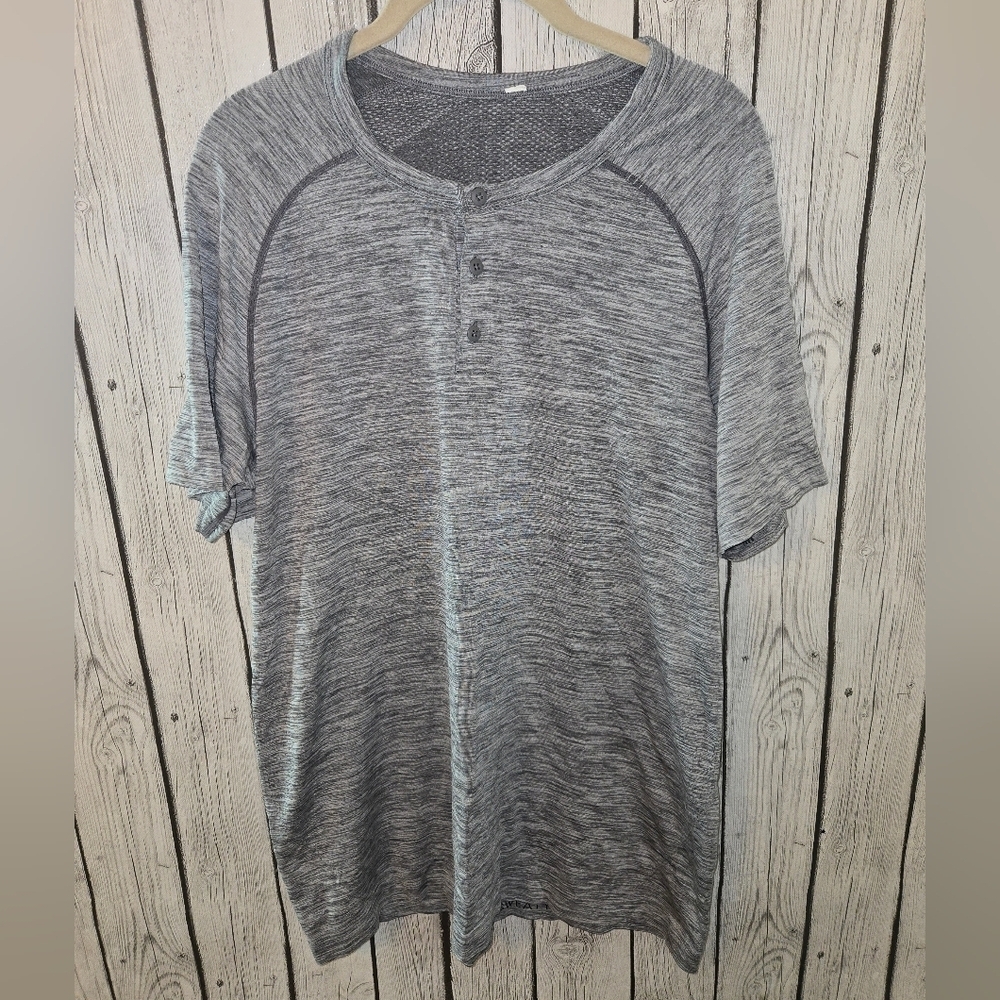 Lululemon Shirt Mens L Gray Metal Vent Tech Henley Short Sleeve Large Light
